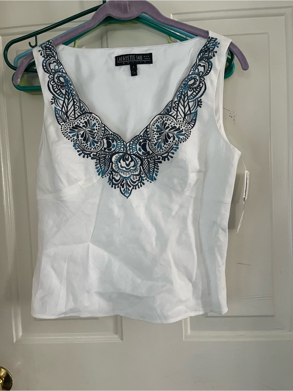 Lafayette 148 New York White Sleeveless V-Neck Top with Blue Embroidery